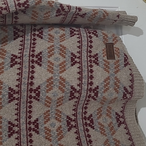 Sherpa Adventure Gear Turtleneck Sweater - Picture 5 of 8